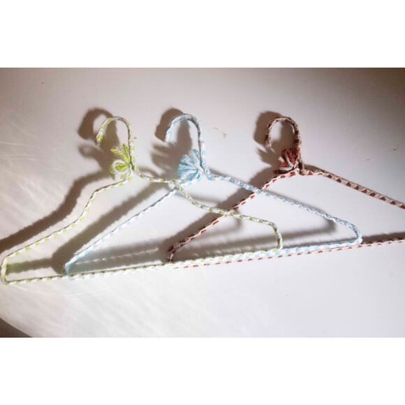 Vintage Crochet Clothes Hangers – Set of 3 in green, blue, and brown - Picture 2 of 4
